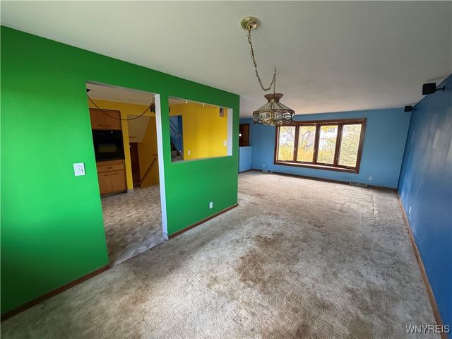 107 Maplegrove Avenue, Tonawanda, NY 14150