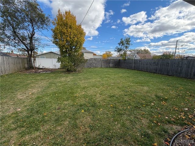 107 Maplegrove Avenue, Tonawanda, NY 14150