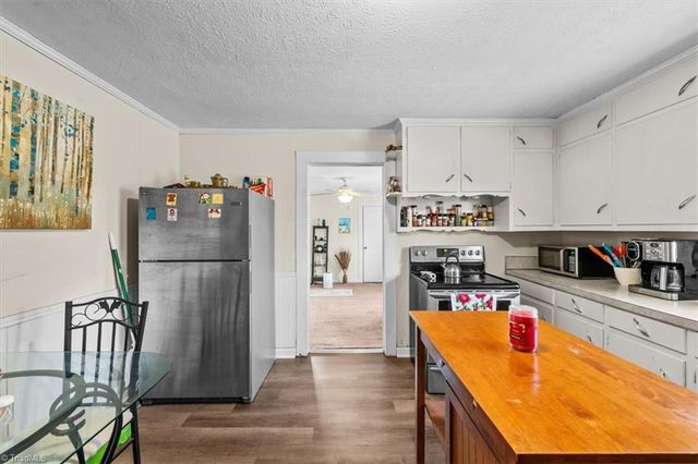 2208 Ermine Street, Randleman, NC 27317