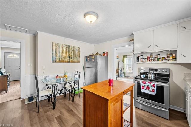 2208 Ermine Street, Randleman, NC 27317