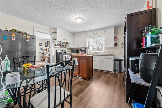 2208 Ermine Street, Randleman, NC 27317