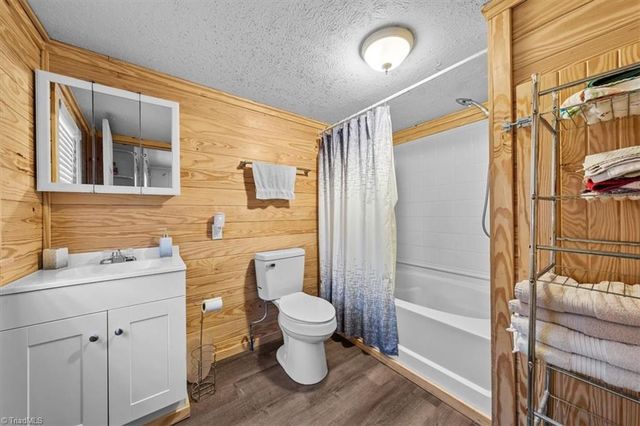 2208 Ermine Street, Randleman, NC 27317