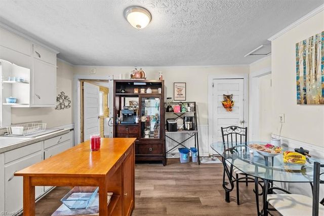 2208 Ermine Street, Randleman, NC 27317