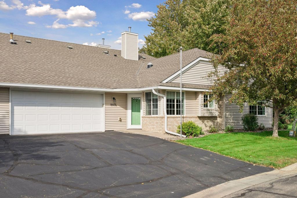8605 Oxford Lane, Brooklyn Park, MN 55443 — exterior
