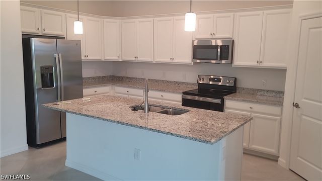 3389 Menores WAY, Fort Myers, FL 33905