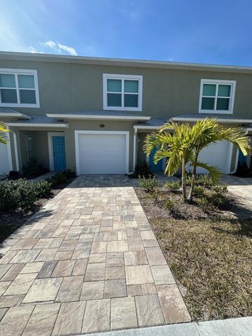 900 Paddleboard Court, Melbourne, FL 32935