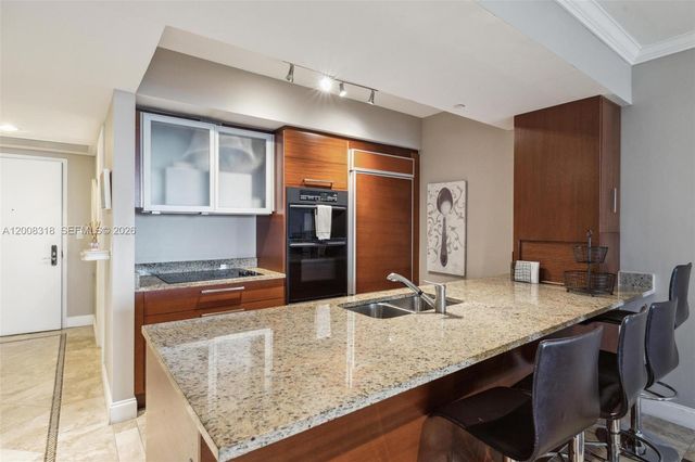 1830 S OCEAN DR 4803, Hallandale Beach, FL 33009