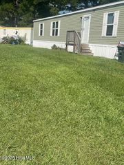 405 Charlie'S Lane, Greenville, NC 27858