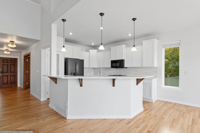 3808 S VERCLER Ln, Spokane Valley, WA 99206