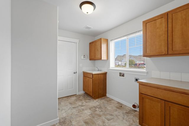 3808 S VERCLER Ln, Spokane Valley, WA 99206