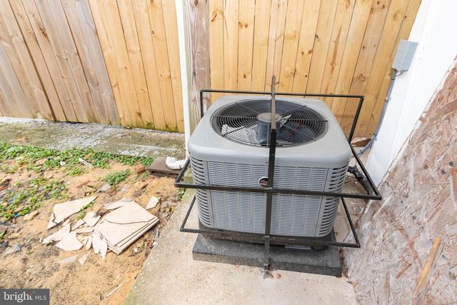 2511 MCCULLOH ST, Baltimore, MD 21217