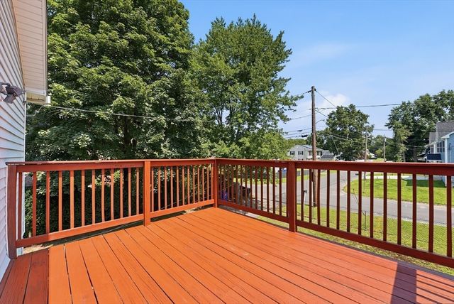 128 Newfield Rd, Springfield, MA 01119
