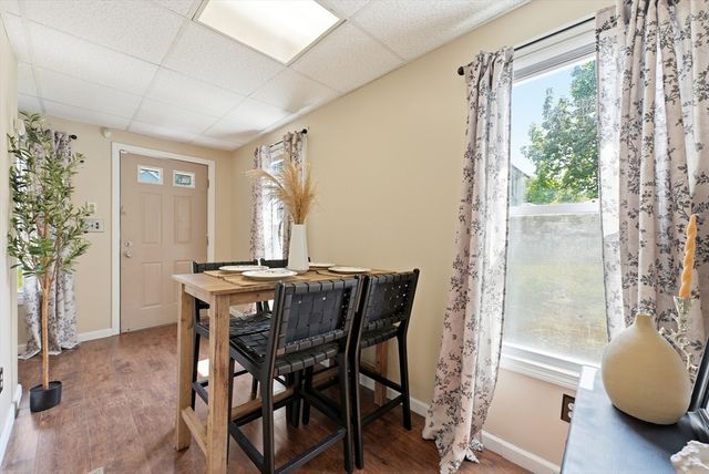 128 Newfield Rd, Springfield, MA 01119