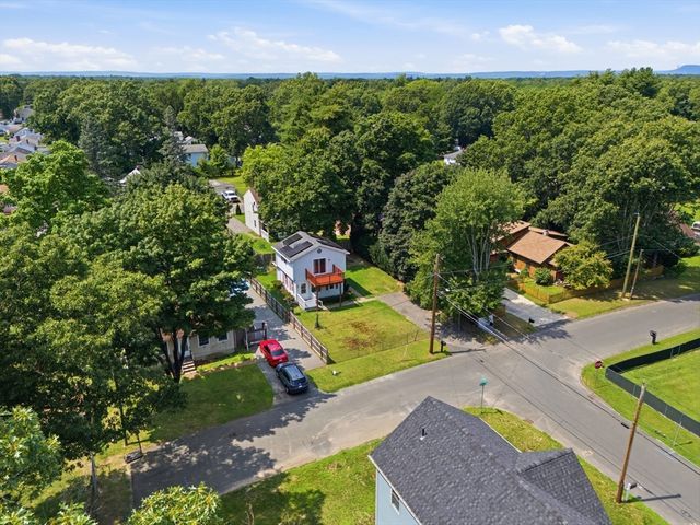 128 Newfield Rd, Springfield, MA 01119