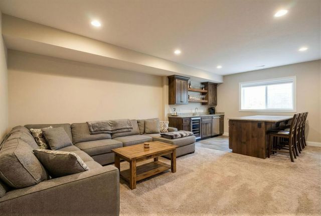 19725 Canary Path, Farmington, MN 55024