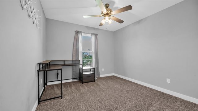 2084 Crestwood Lane, Marion, IA 52302