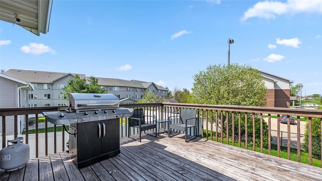 2084 Crestwood Lane, Marion, IA 52302