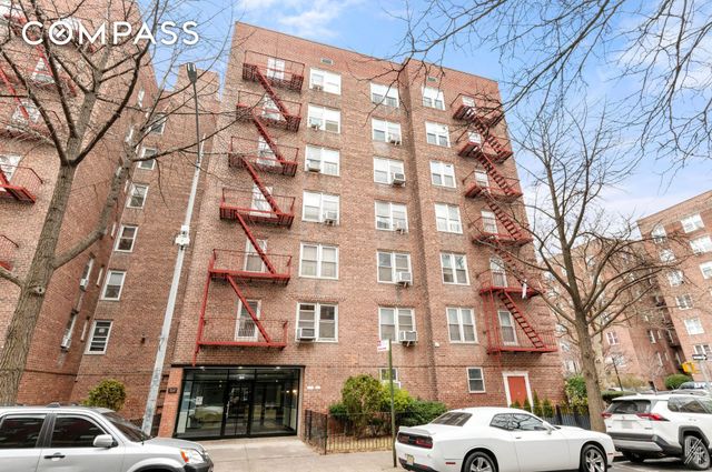 3345 90th St Apt 1K, New York City, NY 11372