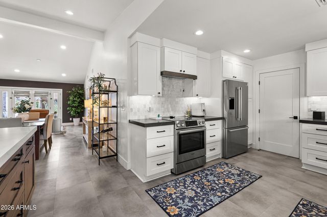 9062 E SHEENA Drive, Scottsdale, AZ 85260