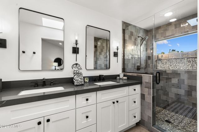 9062 E SHEENA Drive, Scottsdale, AZ 85260