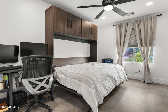 9062 E SHEENA Drive, Scottsdale, AZ 85260