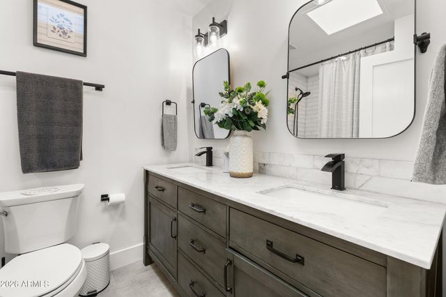9062 E SHEENA Drive, Scottsdale, AZ 85260