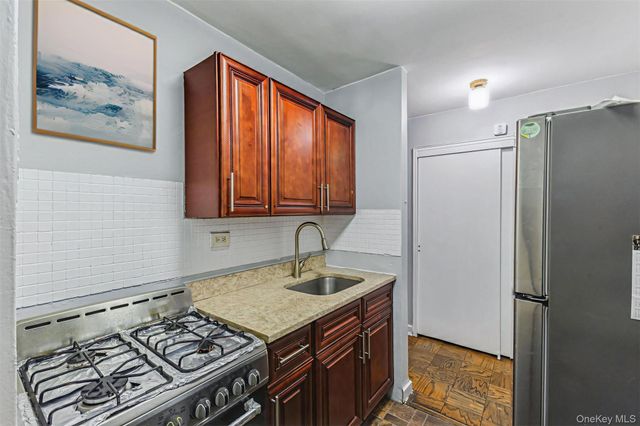 99-10 60th Avenue 1A, Corona, NY 11368