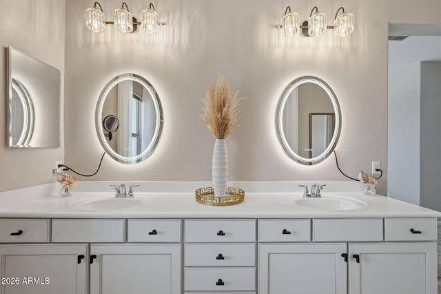 2477 W MARKET Place 4, Chandler, AZ 85248