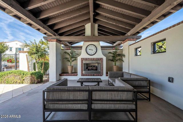 2477 W MARKET Place 4, Chandler, AZ 85248