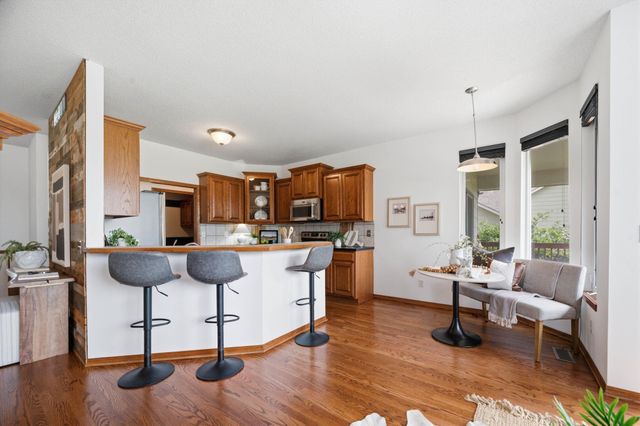 14012 W Highland Springs Ct, Wichita, KS 67235