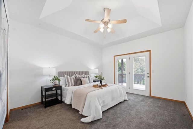 14012 W Highland Springs Ct, Wichita, KS 67235