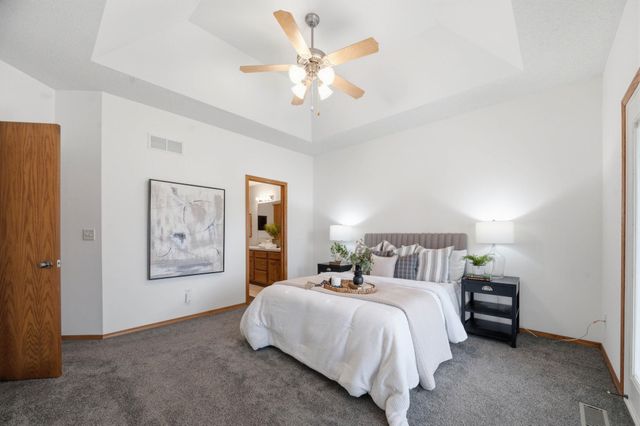 14012 W Highland Springs Ct, Wichita, KS 67235