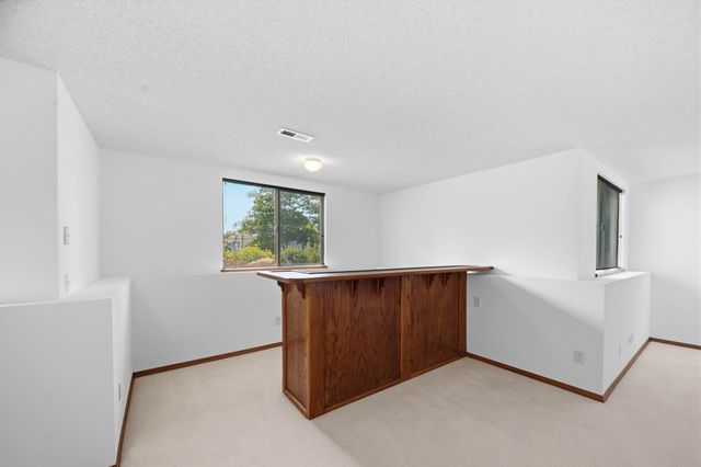 14012 W Highland Springs Ct, Wichita, KS 67235