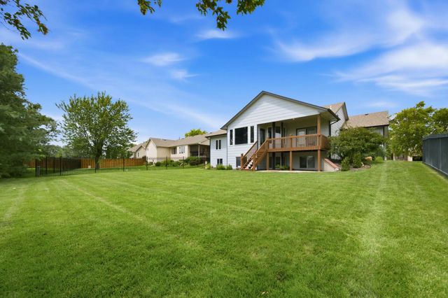 14012 W Highland Springs Ct, Wichita, KS 67235