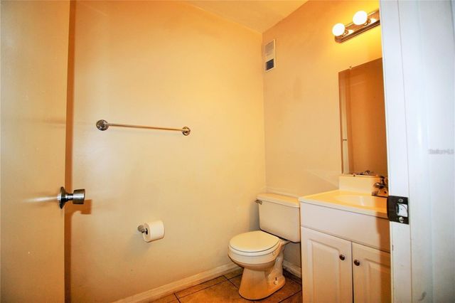 4684 PHEASANT RUN DRIVE 3B, Orlando, FL 32808