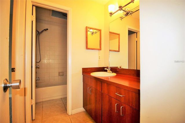 4684 PHEASANT RUN DRIVE 3B, Orlando, FL 32808