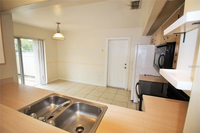 4684 PHEASANT RUN DRIVE 3B, Orlando, FL 32808