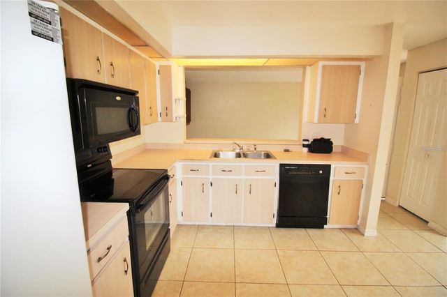 4684 PHEASANT RUN DRIVE 3B, Orlando, FL 32808