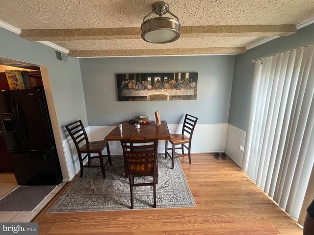 3828 MONTE VISTA PL #102B, Alexandria, VA 22309