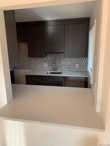 87 Sickles Avenue, New Rochelle, NY 10801