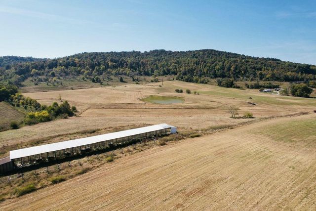 17 Elihu Cabin Hollow Road, Somerset, KY 42501