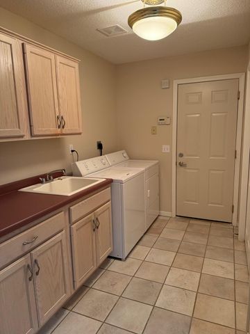 1940 Topaz Pointe Lane SW, Rochester, MN 55902