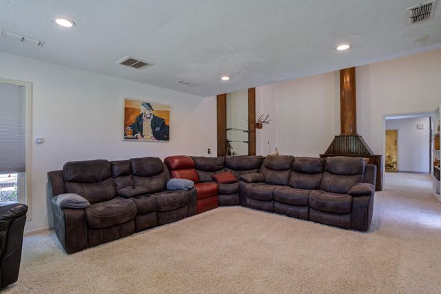 5018 92nd Street, Lubbock, TX 79424