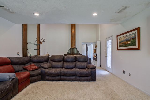 5018 92nd Street, Lubbock, TX 79424