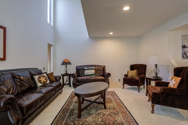 5018 92nd Street, Lubbock, TX 79424