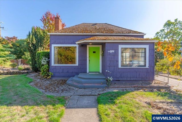 2090 4th St NE, Salem, OR 97301