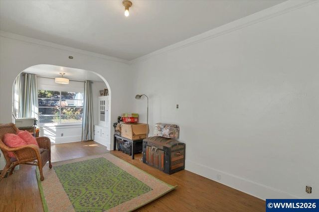 2090 4th St NE, Salem, OR 97301