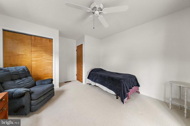 20 E 8TH ST, Barnegat Light, NJ 08006