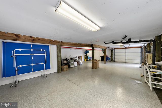 20 E 8TH ST, Barnegat Light, NJ 08006