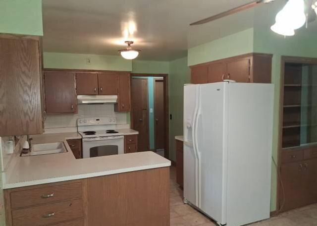 6005 Greenleaf BOULEVARD, Mount Pleasant, WI 53406